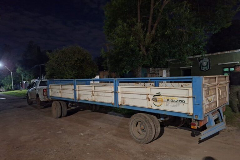 Frontera: Hallaron en un fondo rural una camioneta y un carro robados