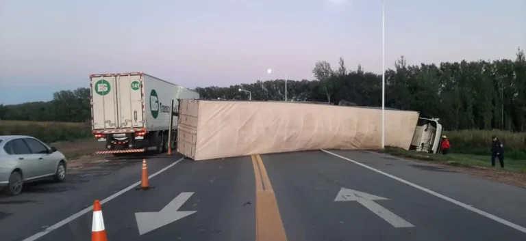 Accidente en Ruta 158: automovilista pierde la vida en choque frontal con camión
