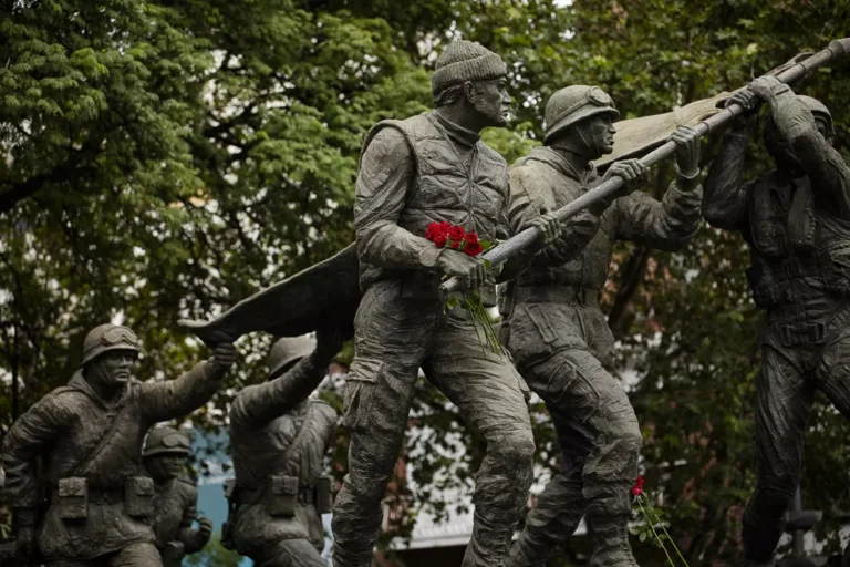 Desfile de veteranos de Malvinas: lo cancelaron por su «alto costo»