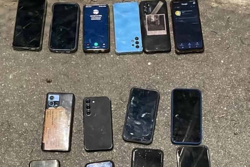 Algunos de los telefonos FKIHHRL3TBEWNBKJPJQTZIJUMY