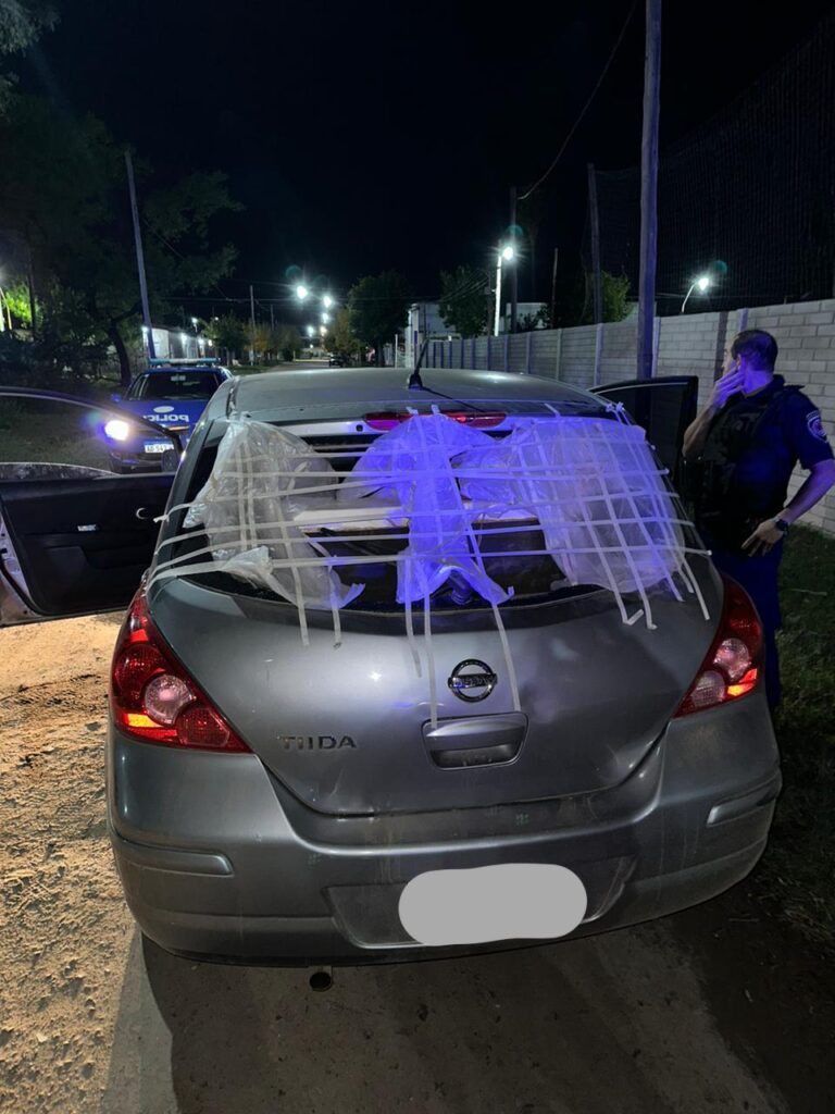 Freyre: detención de ladrones y recuperación de vehiculo