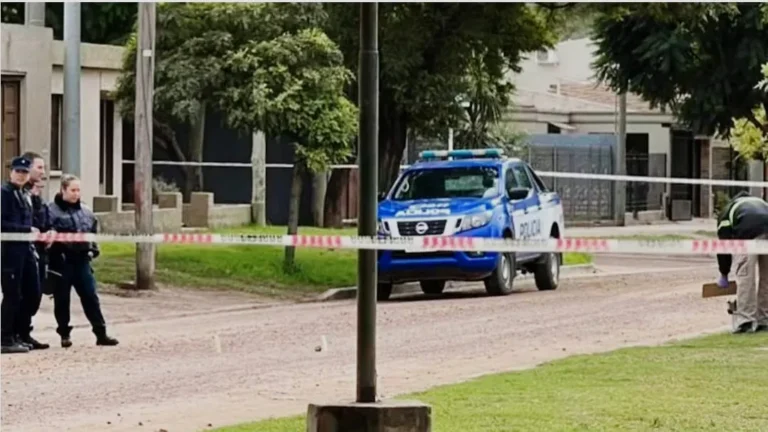 Investigan la muerte de un joven de 23 años atacado a golpes a la salida de un boliche: hay un detenido