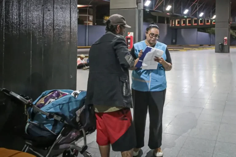 La Municipalidad informó que garantiza alojamiento a personas en situación de calle
