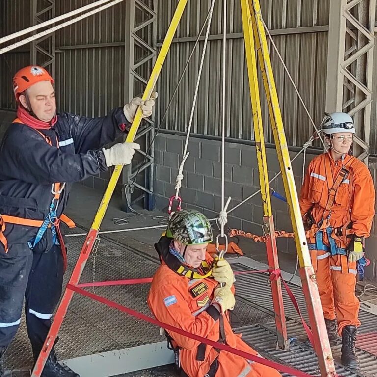 Bomberos Voluntarios: Fin de semana capacitando al cuerpo activo