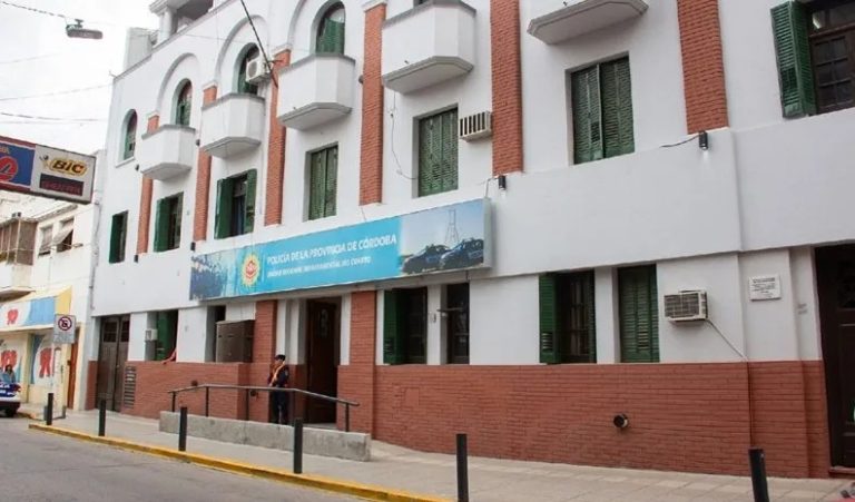 Detienen un oficial de la Policía en Córdoba por presunto abuso sexual
