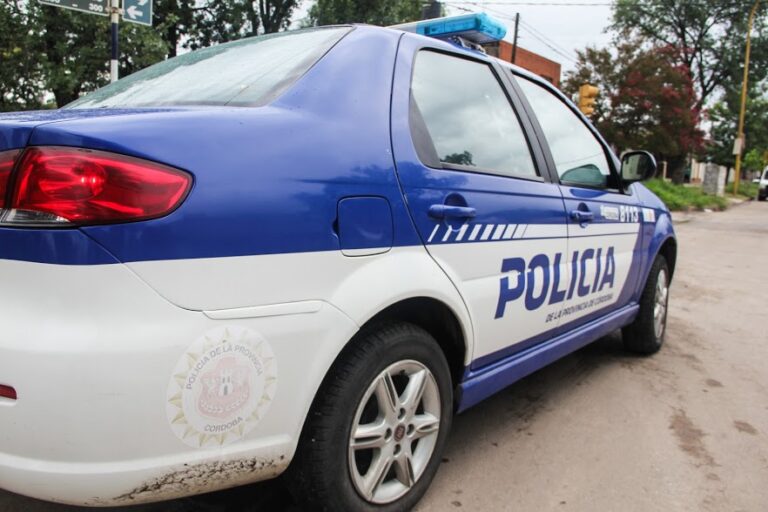 Hurto de bicicleta en barrio Roca