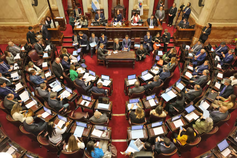 El Gobierno evalúa postergar el Pacto de Mayo si se demora la aprobación de la Ley Bases