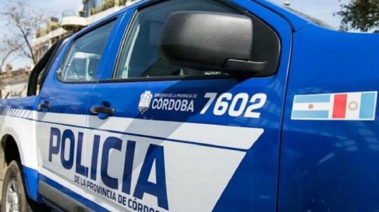 Córdoba: chocó en su moto contra una camioneta y falleció
