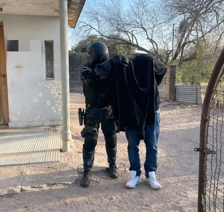 Córdoba: vendían droga cerca de dos escuelas y terminaron detenidos