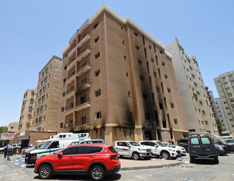 Tragedia en Kuwait: murieron al menos 49 personas en el incendio de un edificio donde vivían inmigrantes