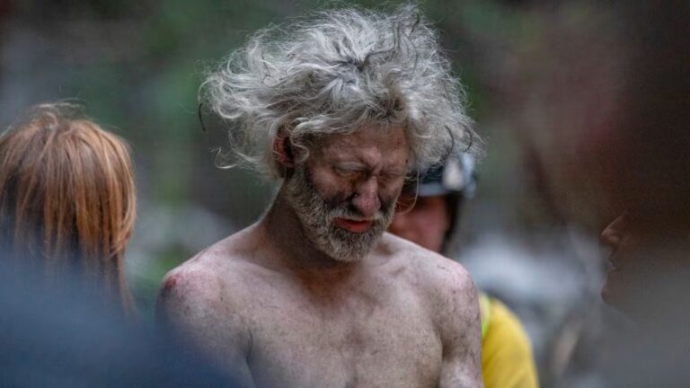 Estuvo 10 días perdido en un bosque: fue encontrado con vida y contó cómo hizo para sobrevivir