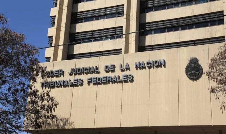 Paro total de empleados judiciales por 24 horas