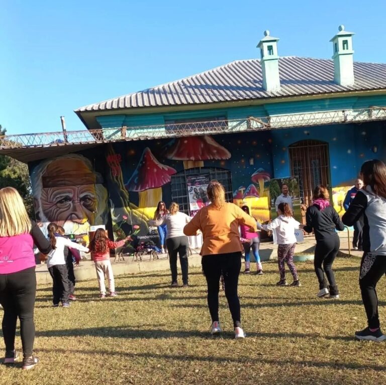 ‘Encuentro ciudadano’: zumba y controles médicos en la Vélez Sardfield
