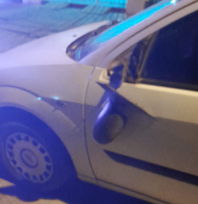 Accidente en Barrio Jardín: un motociclista sufrió lesiones graves