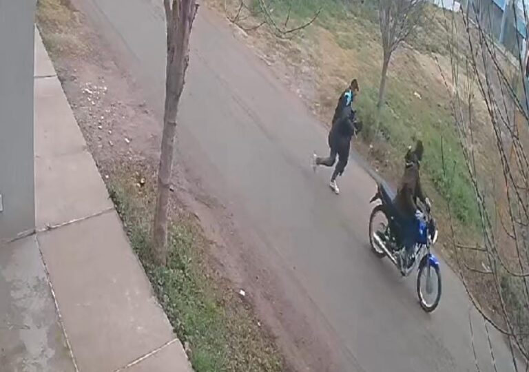 Robaron en Los Palmares y la policía recuperó algunas pertenencias