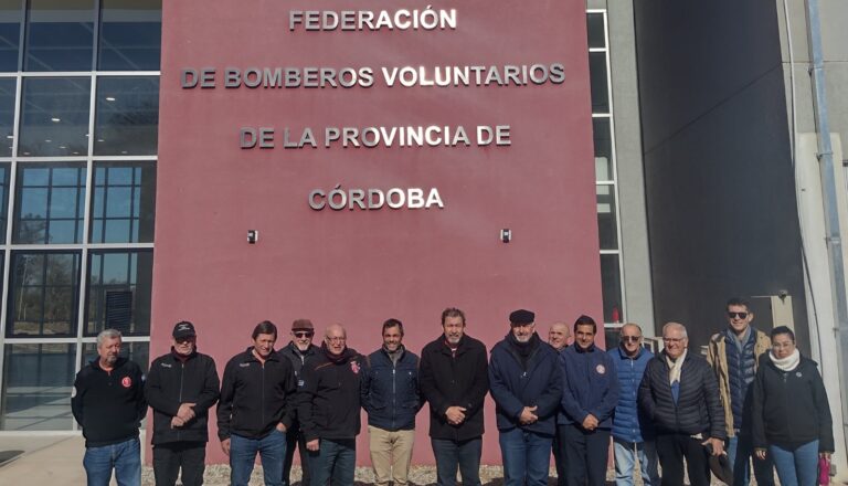 Brinkmann: autoridades visitaron el centro de formación de bomberos en Punilla
