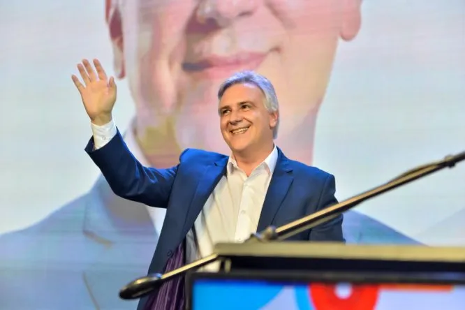 El gobernador Martin Llaryora viene a San Francisco