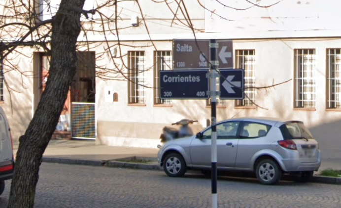 Choque entre automóvil y motocicleta en barrio Catedral