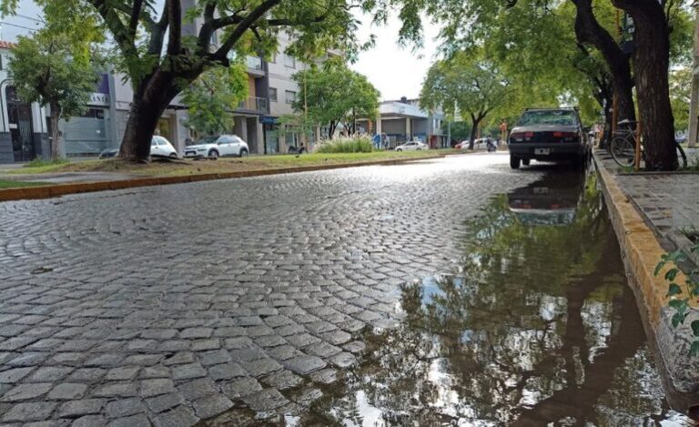San Francisco tuvo una leve lluvia tras 103 días de sequía