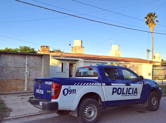 24915 policia cordoba41