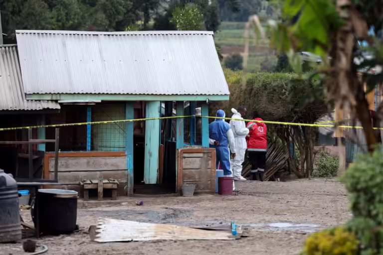 Horror en Kenia: se incendió una escuela, hay menores muertos y desaparecidos