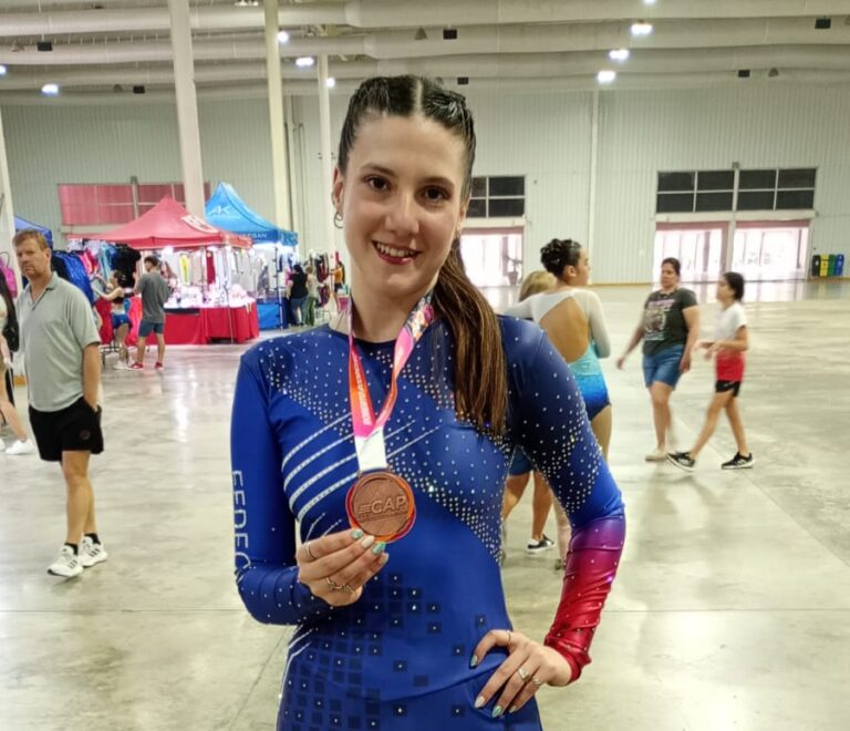 Patinadoras de El Tala brillaron en la Copa Roberto Rodríguez
