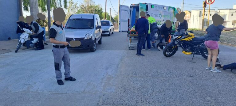 Choque entre motocicletas deja un lesionado