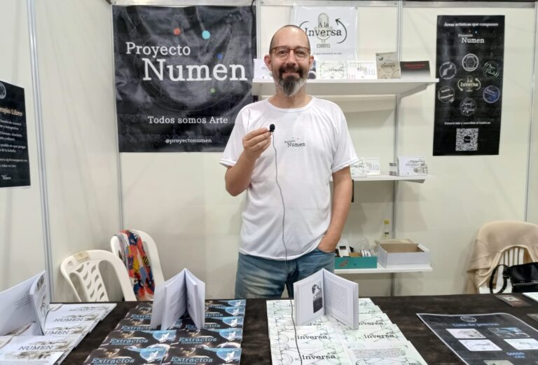 El Grillo Fassi presenta su proyecto Numen en la Feria del Libro de San Francisco