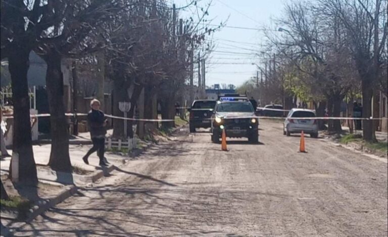 Allanamiento en barrio San Cayetano terminó con un joven detenido