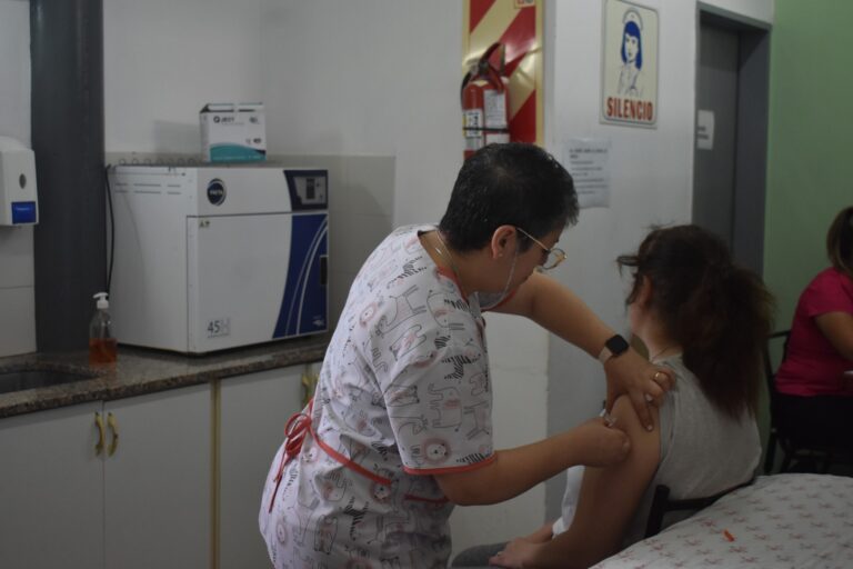 Frontera organiza su tercer jornada de vacunación masiva contra el dengue