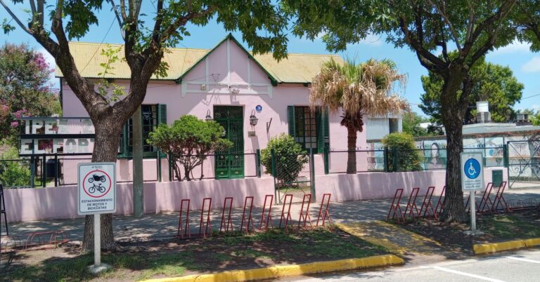 Termotanques solares en El Fortín, eje del proyecto que recibió la beca de la Fundación Losano