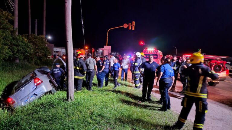 Hombre de 74 años falleció tras despistar con su auto