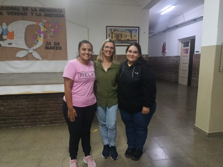 Escuela Nocturna José Bernardo Iturraspe: Un espacio de aprendizaje y contención para adultos