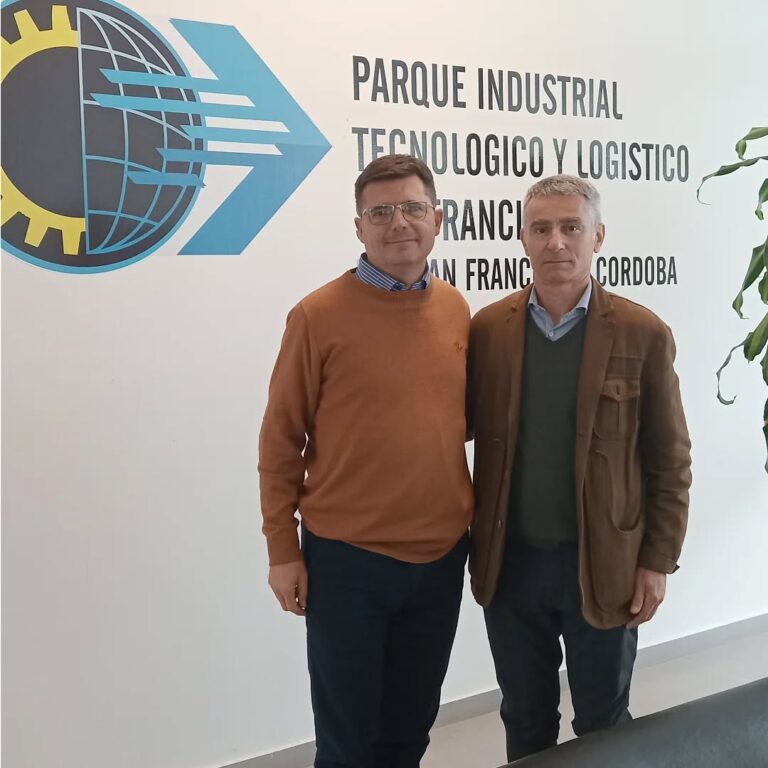 Giovanni Ferraris, ingeniero piemontes, recorrió las instalaciones del Parque Industrial
