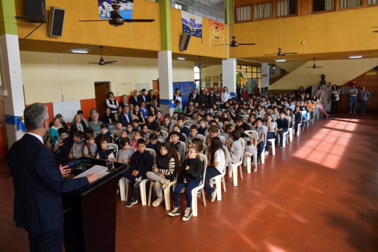 Escuela Rafael Núñez celebró su 90° aniversario