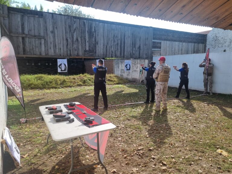 La Guardia Local continúa capacitándose en el uso de armas menos letales