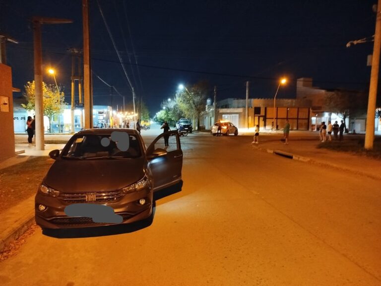Choque en Av. Chile y Salta dejó una mujer fracturada