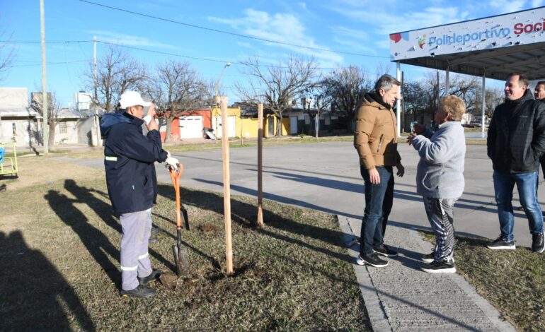 «La Muni en tu Barrio” estuvo en barrio Parque con obras, servicios y asesoramiento
