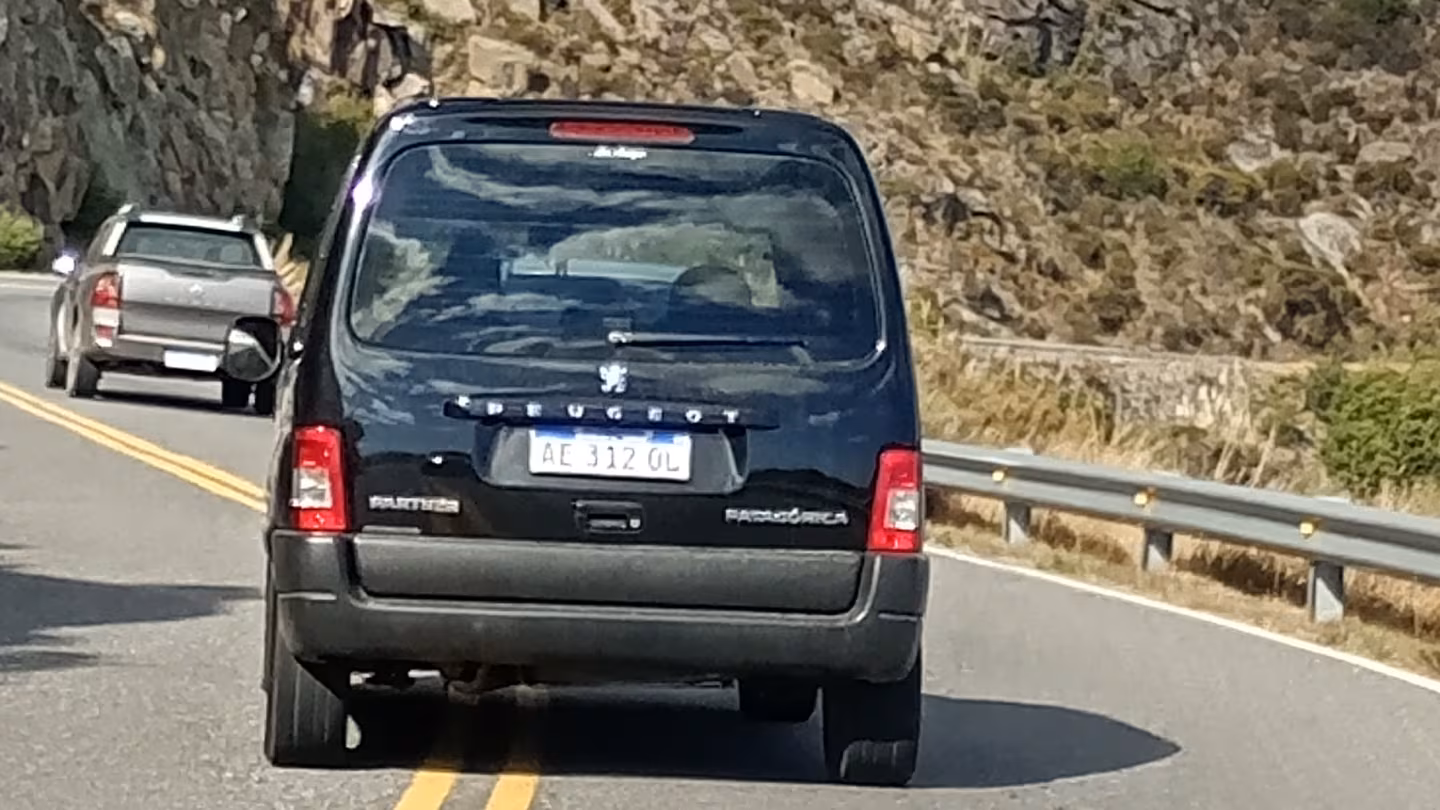 Maniobra en el camino de las altas cumbres BGWUF5QZCVHB3OUCZDRNWA2MUM