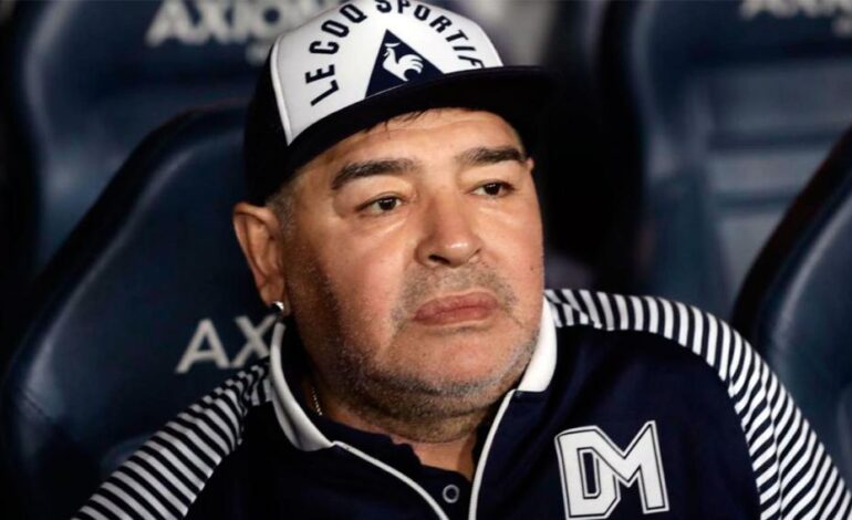 Se demora el juicio por la muerte de Maradona: un juez pidió licencia por problemas de salud