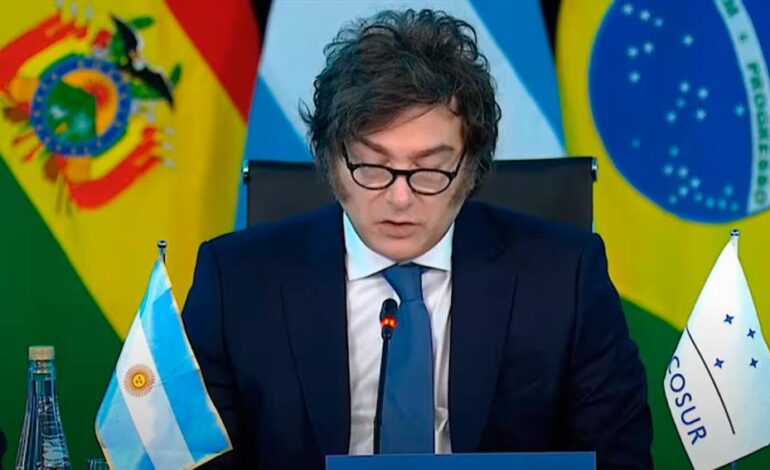 Milei pidió mayor apertura comercial al Mercosur y advirtió: «Lo haremos acompañados o solos»