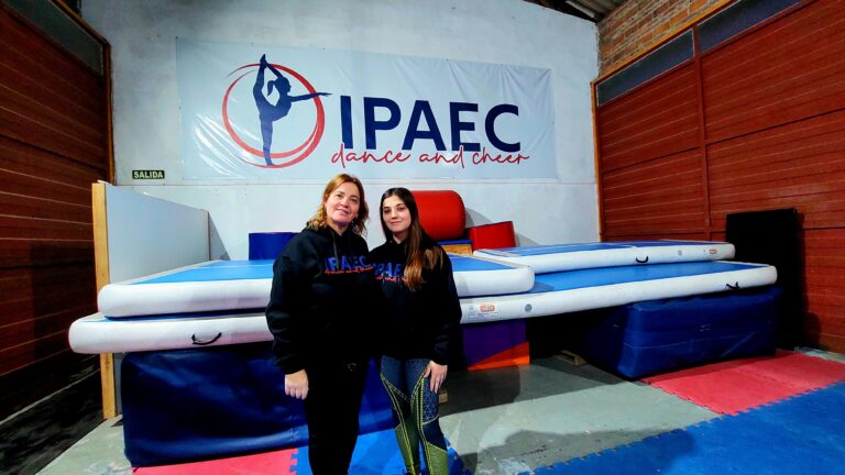 IPAEC celebra su Gala de Invierno con más de 100 alumnas en escena