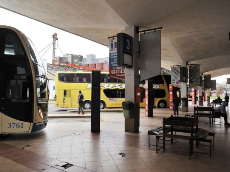 Stoppani propone más seguridad y conectividad en la Terminal de Ómnibus