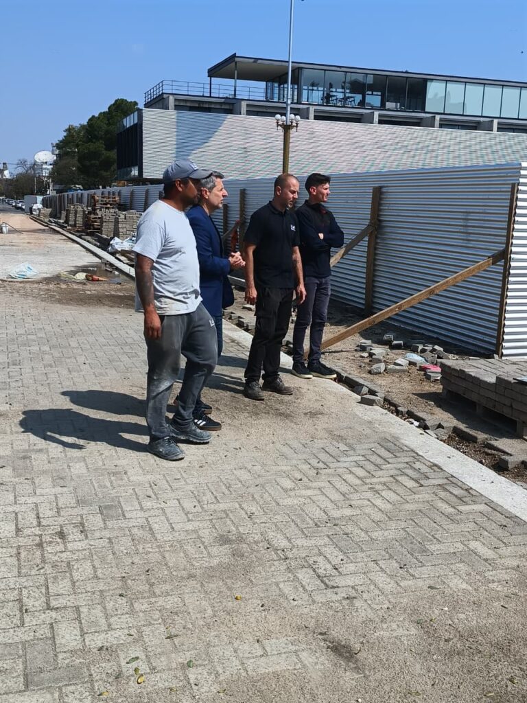 Avanza a gran ritmo la refuncionalización de la Plaza Cívica: la obra alcanza un 80% de ejecución