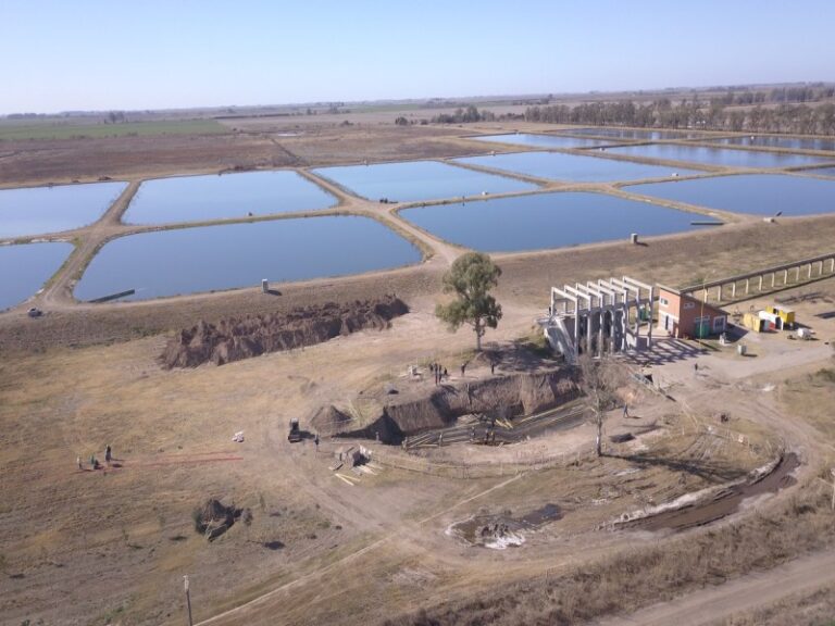 La planta depuradora de residuos funciona también como reserva ecológica