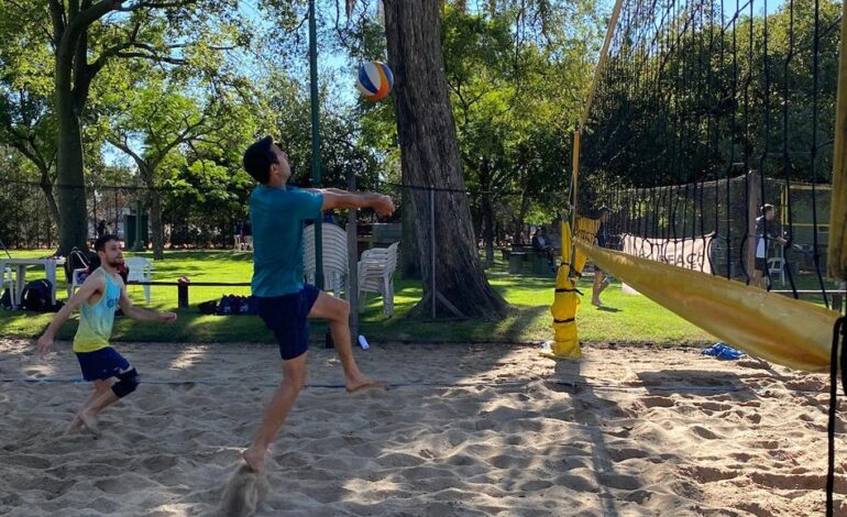 Voley
