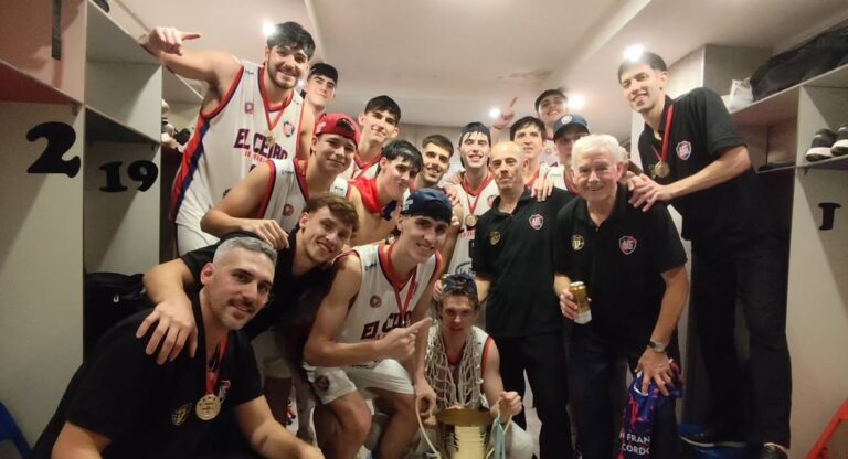¡El Ceibo goleó y es campeón provincial!