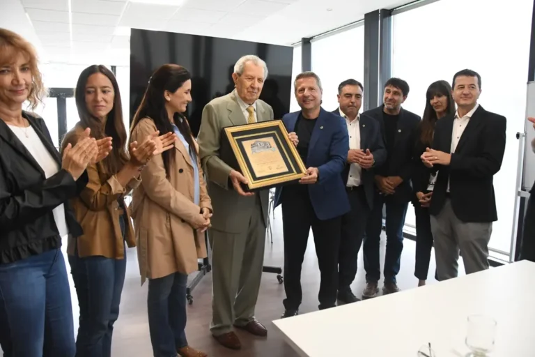 Víctor Reviglio, Ciudadano Ilustre de San Francisco, llamó a la unidad de los argentinos para 2026