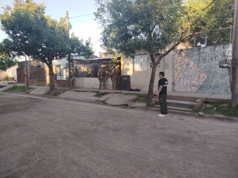 Intento de robo de moto en Freyre: tras allanamientos, dos detenidos en San Francisco