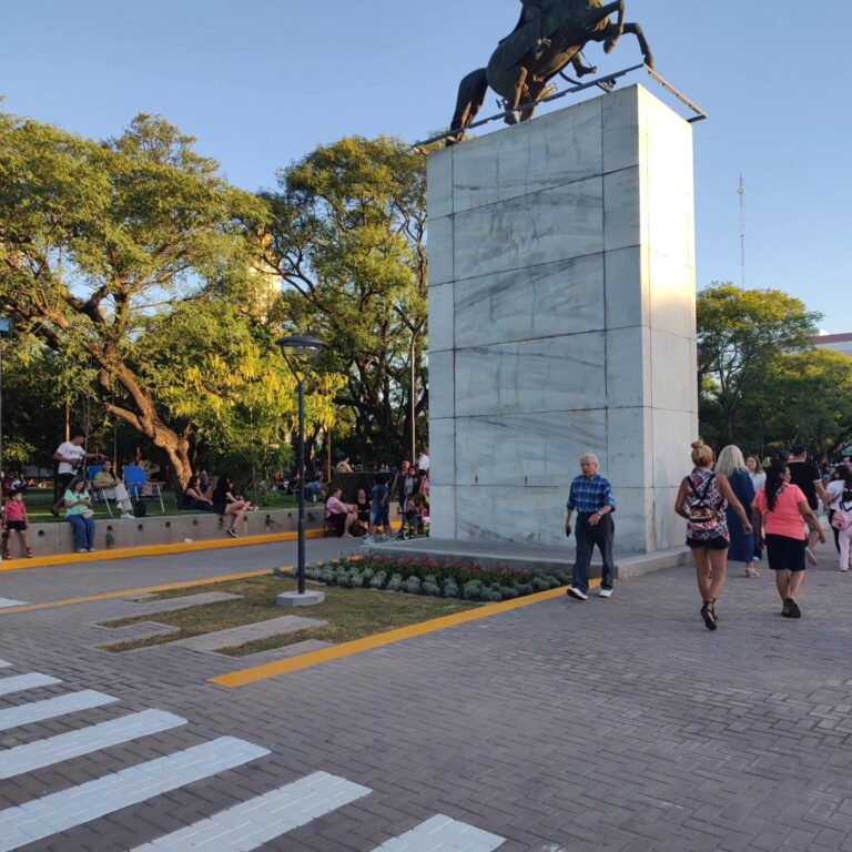 Este martes cortarán el tránsito en la Plaza Cívica por tareas de mantenimiento